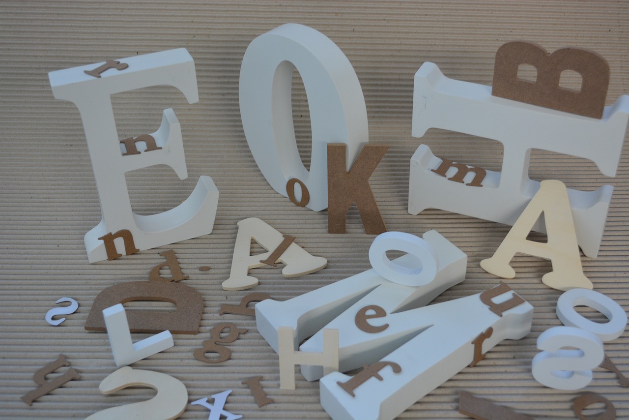 głoski po lupą artykulacja logopeda